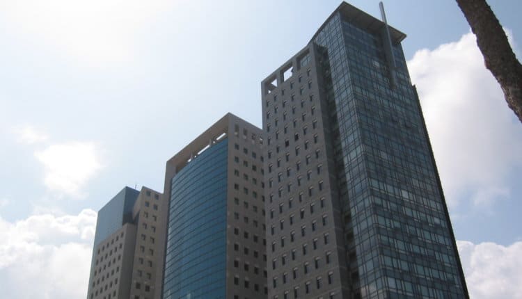 מגדלים בת"א