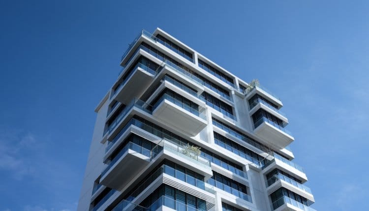 דירה בבניין